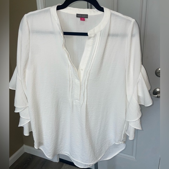Vince Camuto Blouse - Picture 1 of 7